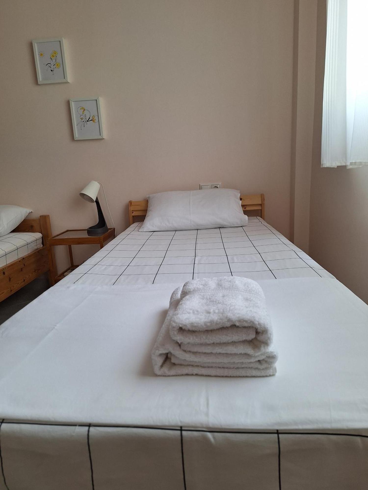 B&B One Воница Екстериор снимка