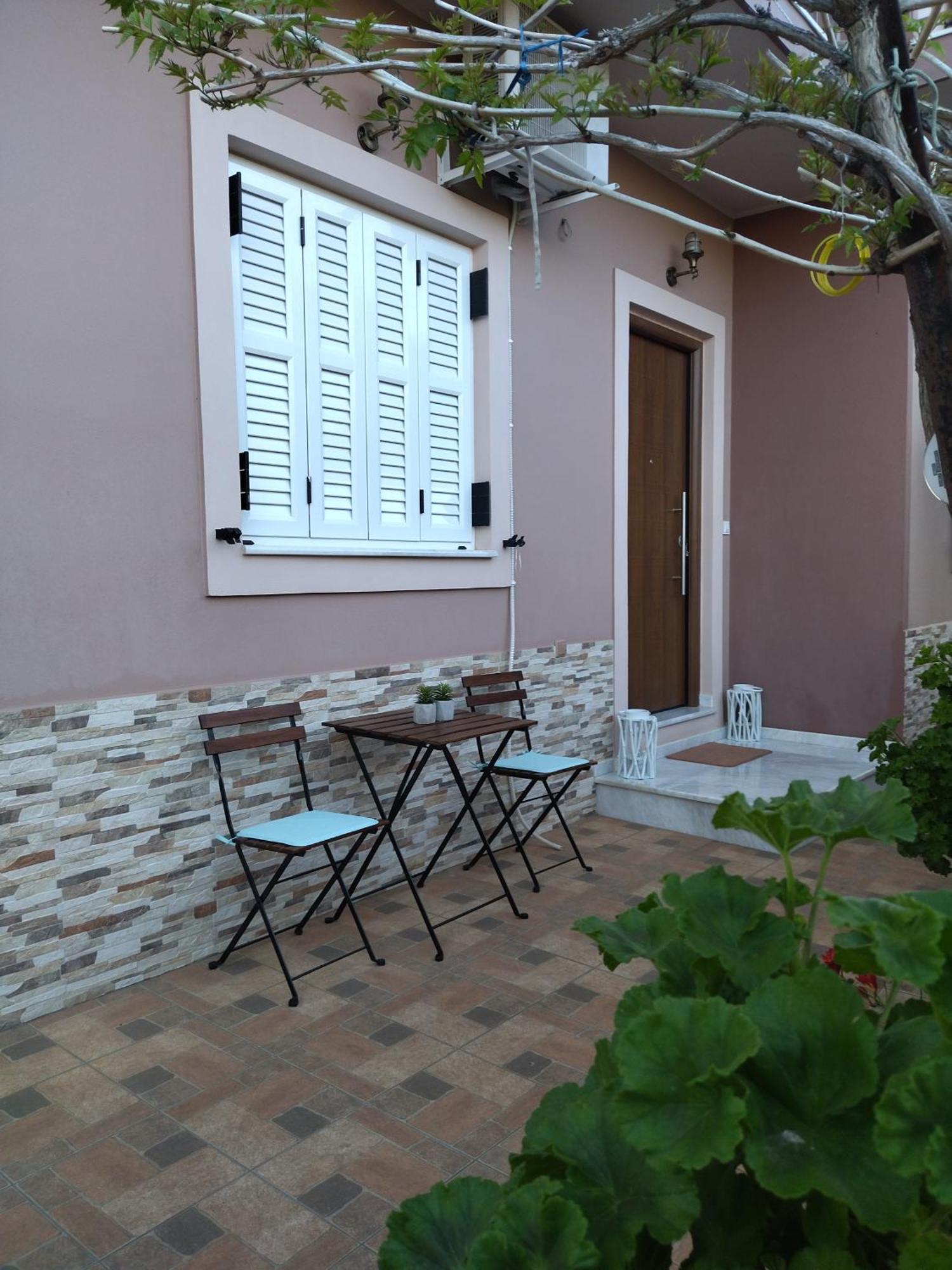B&B One Воница Екстериор снимка