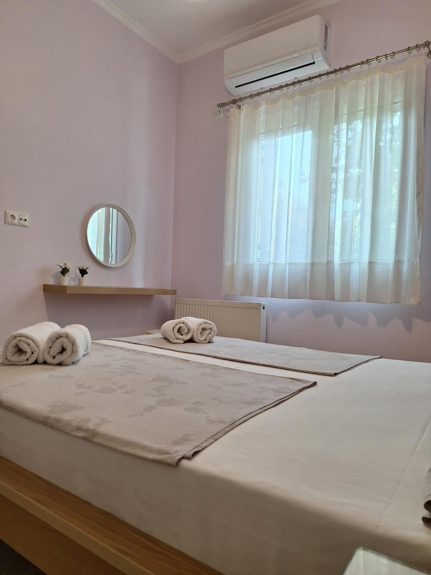 B&B One Воница Екстериор снимка